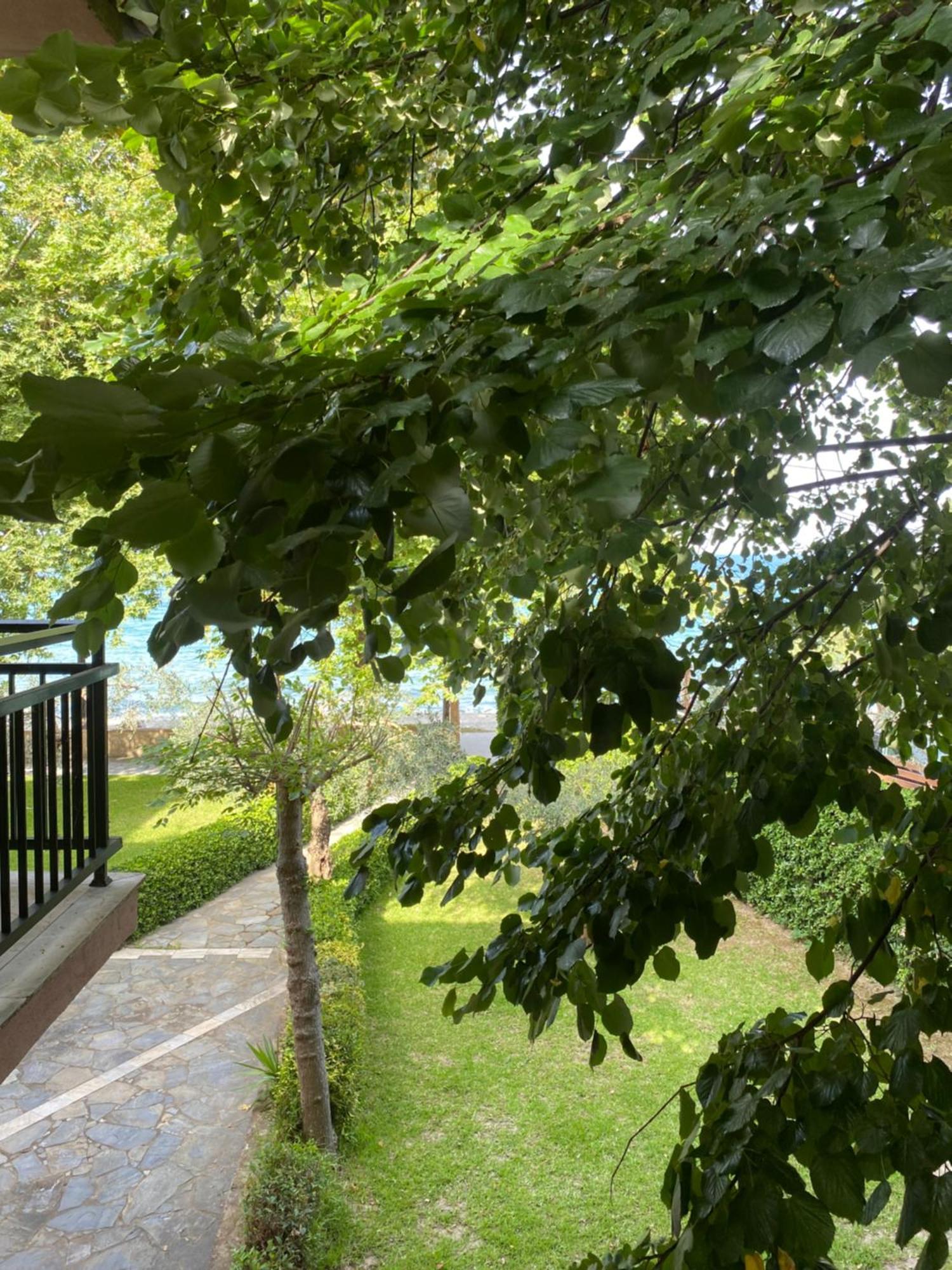 Paparizou Apartments Kokkino Nero Luaran gambar
