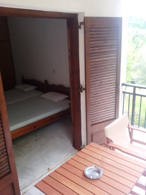 Paparizou Apartments Kokkino Nero Luaran gambar